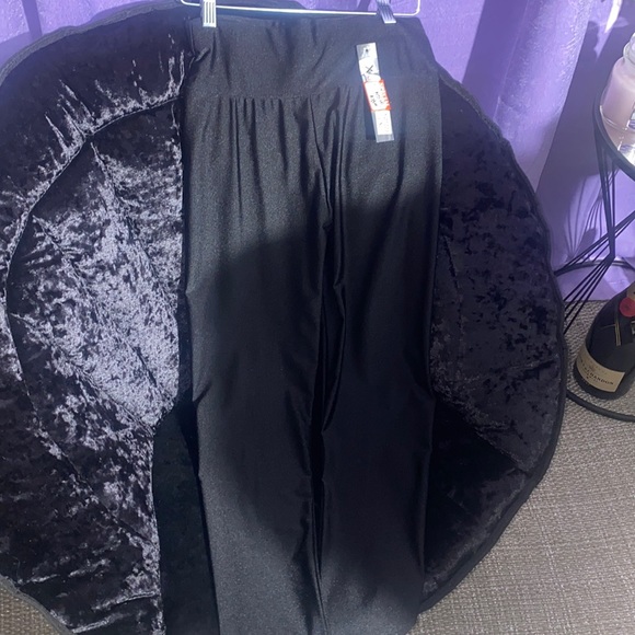 Stylish Pants - Picture 5 of 5